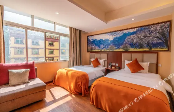 雅江蜀渝商務酒店