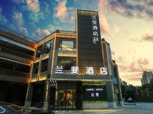 Lanfei Hotel (Cixian Ancient Imperial Garden Cizhou Kiln Museum Store)