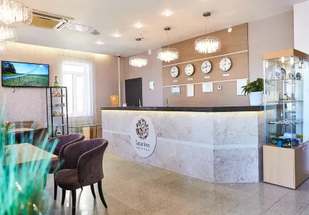 Татар Инн Отели рядом с достопримечательностью «Петропавловский собор»