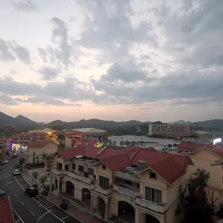 Sky Garden · Travel Leisure Vacation Homestay (Pingtang China Tianyan Science Base)