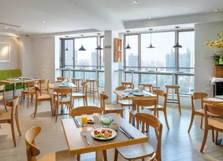 Kingtown Hotel Hongqiao Shanghai Отели рядом со станцией Shanghai West Railway Station