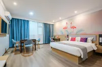 Junqia Collection Hotel (Xinzheng Longhu Town Shawoli Subway Station) Hotels near Henan Institute of Engineering West Area