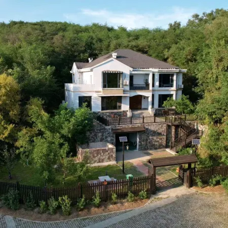 Benxi Qumai Leisure Villa