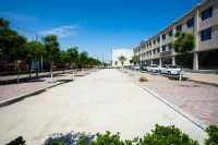 New Lekai Lai Hotel Các khách sạn gần CPC Xinle Municipal Committee Party School