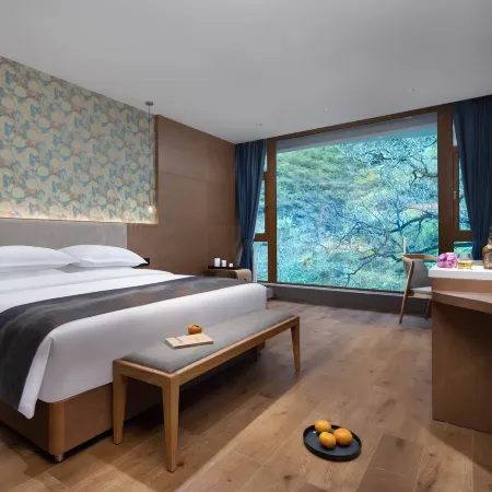 Bipenggou Guanshan Wangyue Hotel