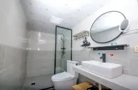 A cloud home stay in zhaoxing dong village - Balkoner