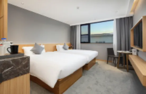 華僑ホテル 蘇州（三香広場地下鉄駅） 三香公園周辺のホテル