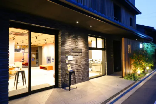 M's Hotel Sanjo Omiya Отели рядом со станцией Katsuragawa Railway Station