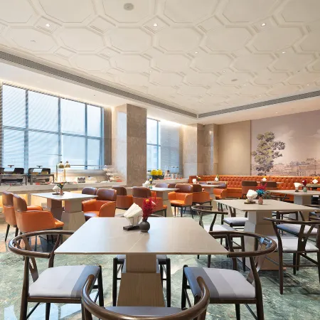Vienna International Hotel (Fu'an Building Store, Danzhou)
