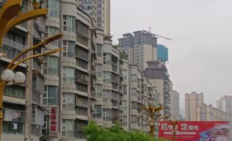 Wuchuan Yongfeng Apartment