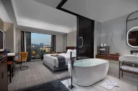 Grandnite Hotel(Guanshanhu Convention and Exhibition City Finance City)