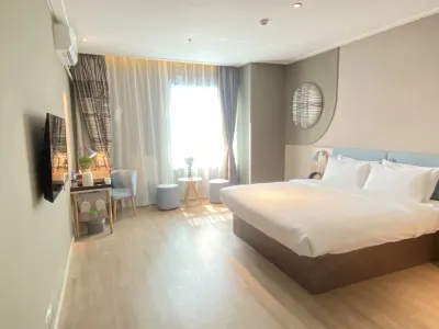 Home Inn (Kunming Railway Station Yongping Road) Các khách sạn gần Yunnan Incity