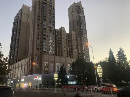 Zhuanghe Qinglian Hotel Apartment