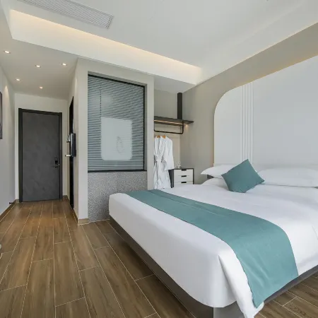 Yunshang Grassland Xixia Parent-childcamping Light Luxury Holiday Villa