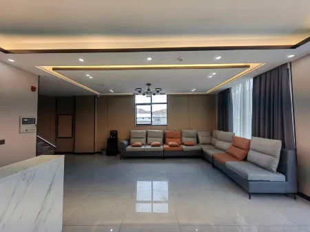 Zongshan Hotel Отели в г. Сага