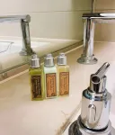 Huasheng Jiangquancheng Hotel