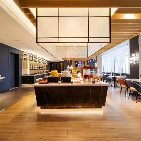 Park inn hotel Jilin People's Square Beishan Park