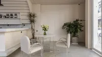 Jiujian Designer Homestay (Dali Net Red Swan Yanxi Branch) Hotels in Dali