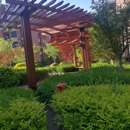 Cangzhou Global B & B