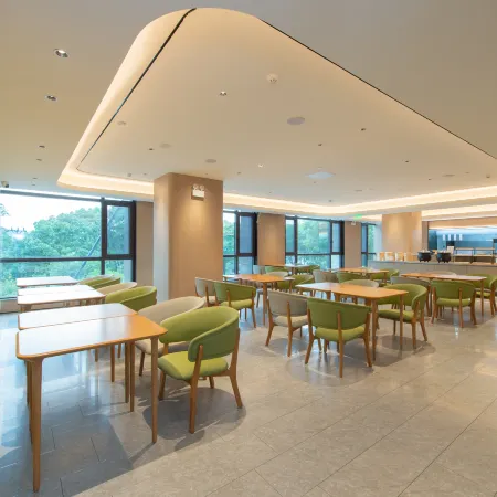 JI Hotel (Jiujiang Lushan High-Speed Railway Station)