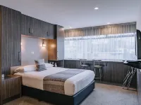 429 Apartments & Suites Hotels in Sandy Bay