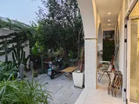 Fuxian Lake Muyi Garden Homestay Hotel dekat Fuxianhu Land and Water Passenger Transport Terminal