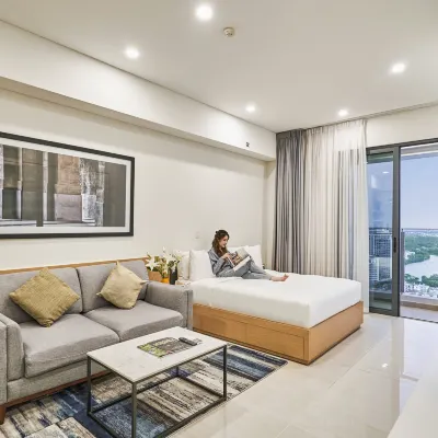 RichLane Residences Ton Duc Thang University周辺のホテル