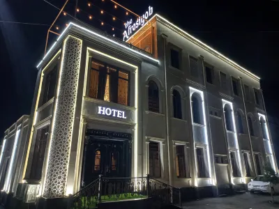 The Afrosiyob Hotel Отели рядом с достопримечательностью «Памятный комплекс Шахи-Зинда»