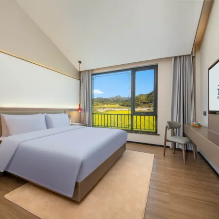 Yunqi Mountain Resort Hotel (Jixi Longchuan Scenic Area)