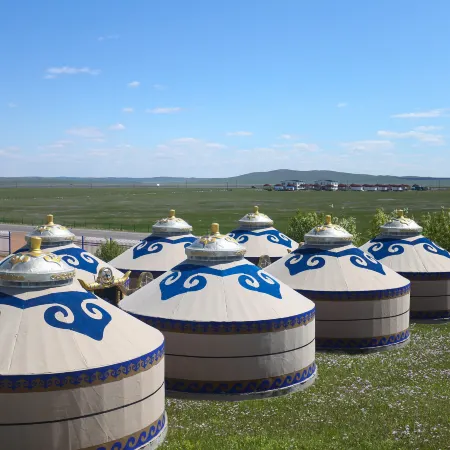 Hulunbuir Erguna Cloud Pasture Luxury Resort Hotel (Heishantou Branch)