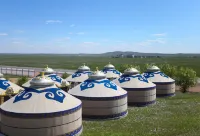 Yunshang Muye · Light Luxury Resort Hotel (Heishantoujie River Scenic Area Store)