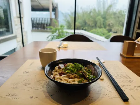 Lingchuan Shuiyun Fengjing Homestay (Lijiang Store) Отели рядом с достопримечательностью «Li River Craftsman Village»