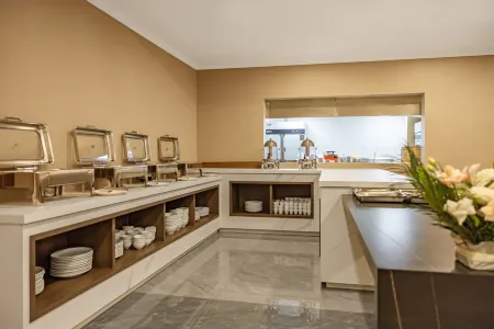 Lixiang Hotel Отели рядом с достопримечательностью «Guizhou Botanical Garden»