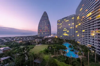 Sanya  Yunhai International Sea View Resort Hotel Hotels near MAKE UP FOR EVER Sanya International Duty Free Shopping Complex