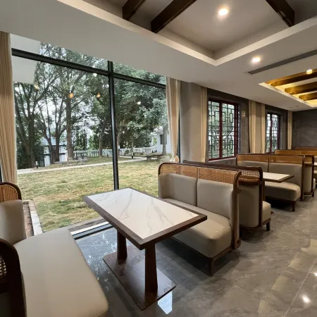 Cuiping Lake Xishan Academy
