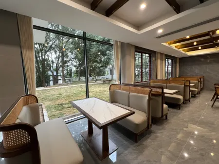 Cuiping Lake Xishan Academy