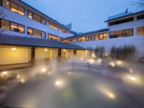 Yichun Qiyun Hot Spring Resort Hotel ( Wentang gujing Branch) Hotels in Yichun
