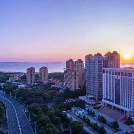 Days Hotel by Wyndham Weihai Huoju Eight Street