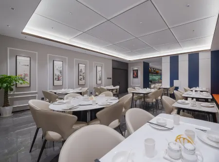 Mehood Theater Hotel Отели рядом с достопримечательностью «Zhixing College of Northwest Normal University»