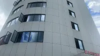 Dongfang Garden โรงแรมในZhenhai Commercial Area