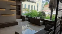 Luohe Yinghua Light Luxury Hotel Các khách sạn ở Tháp Hà