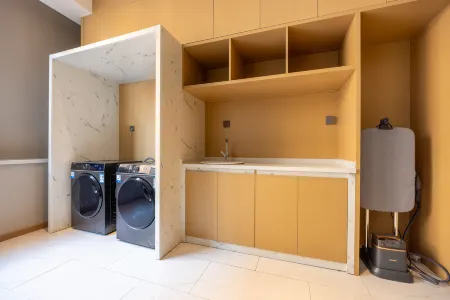 CHEERMAY Hotel (Linxia Nanli Jiaju Bolancheng) Отели рядом с достопримечательностью «Red Garden»