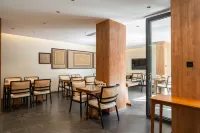 Borei Yunlan Resort Hotel (Lugu Lake Daluoshui Store) - breakfast