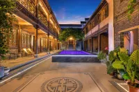 Sunset Breeze Narrative Boutique Inn - Romantic