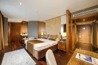 Almira Hotel Thermal Spa & Convention Center Hotel di Bursa