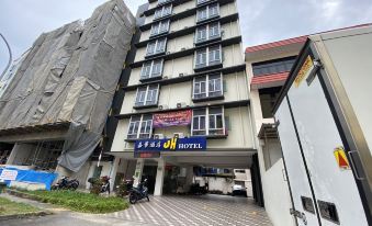 JH Hotel - Housity