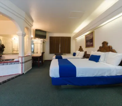 Colony Inn Hotel in zona NoHo Arts District