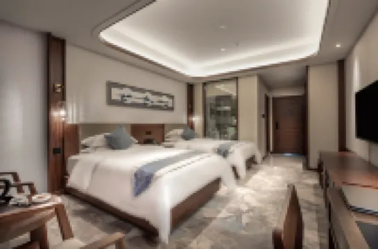 Yunyi Zhenyue Garden Hotel