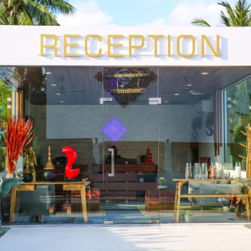 Zee Luxury Boutique Hotel