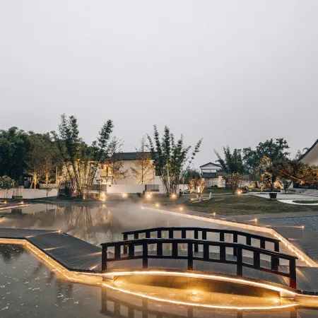 Qingshen Zhuli Courtyard